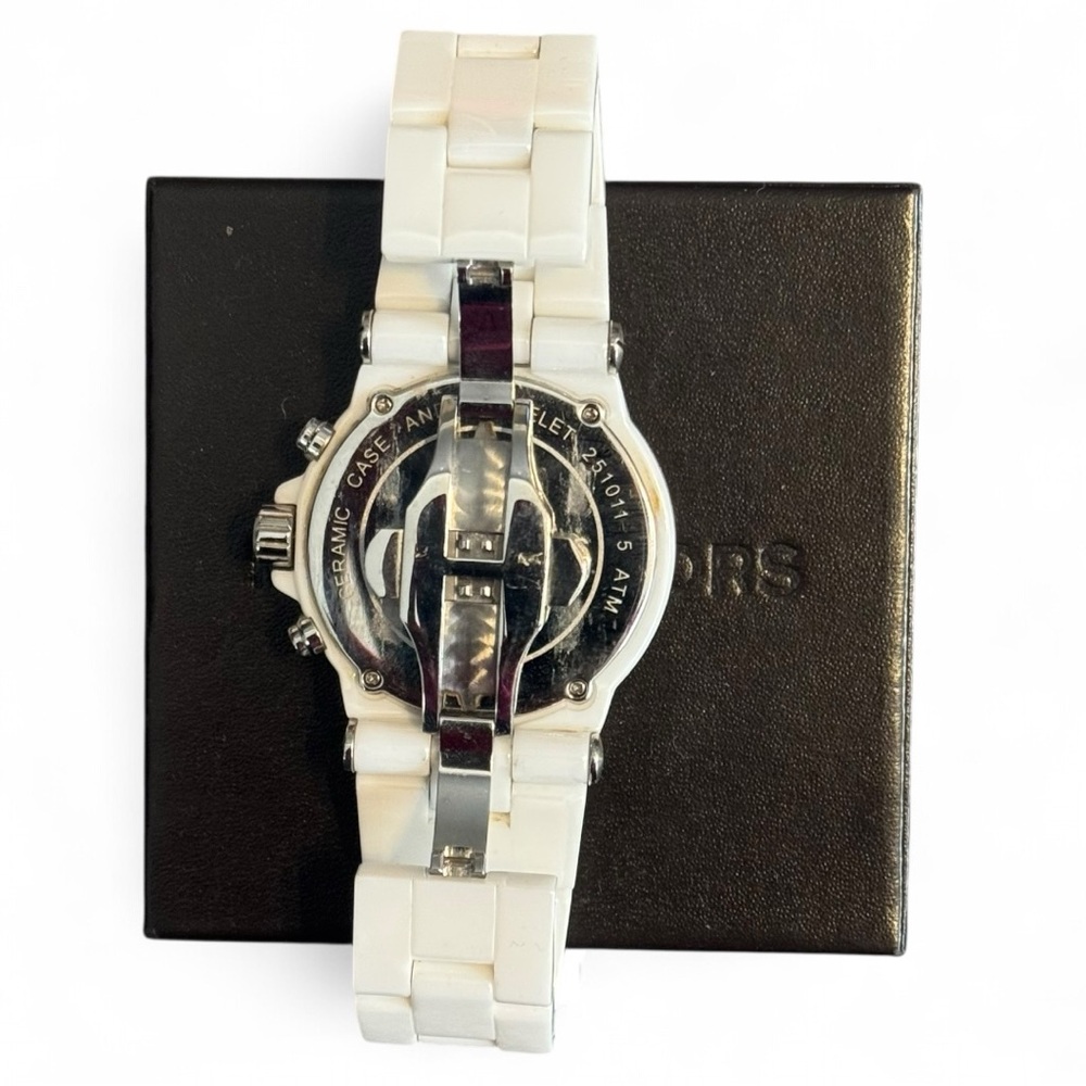 Michael Kors MK-5391 White Ceramic Chronograph Women’s Watch Crystal Bezel - Picture 4 of 11